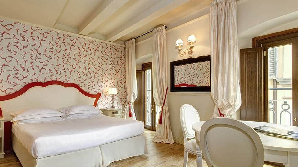 rooms-cavour-florence